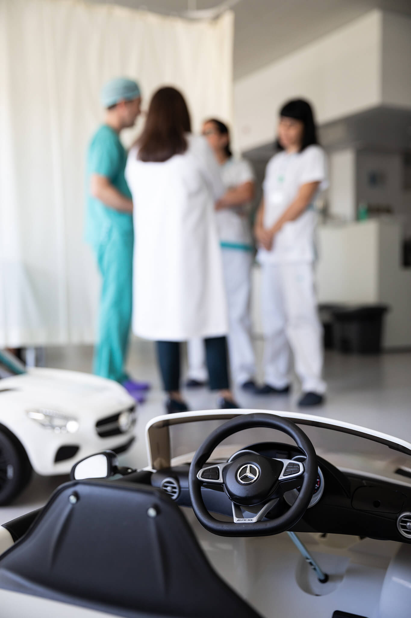 Mercedes-AMG GT entregue Hospital de Loures