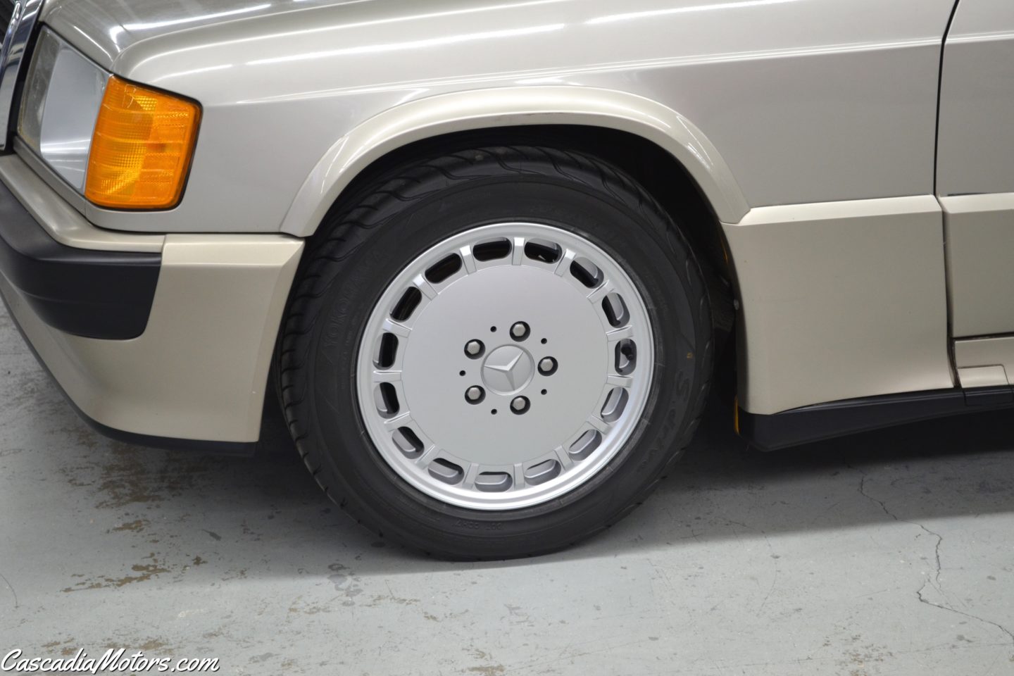 Mercedes-Benz 190 E 2.3-16 Cosworth