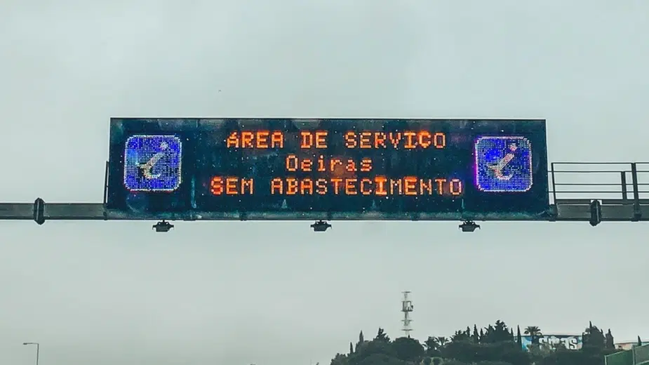 Área Serviço sem Combustível.