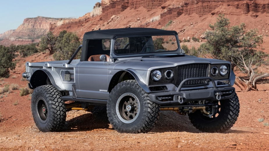 Jeep M-715 Five-Quarter