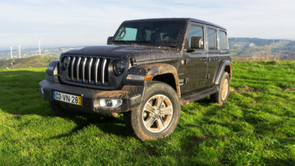 Jeep Wrangler Sahara