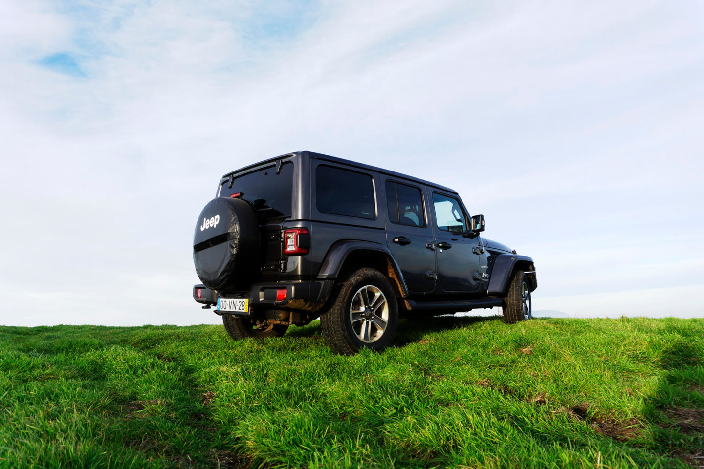 Jeep Wrangler Sahara