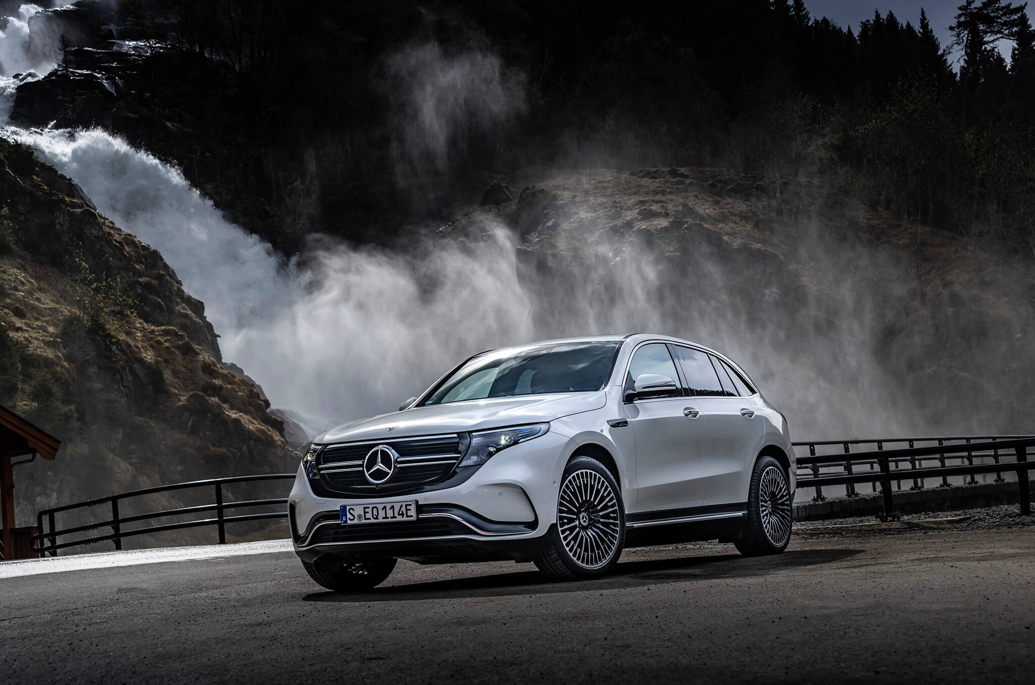 Mercedes-Benz EQC 2019