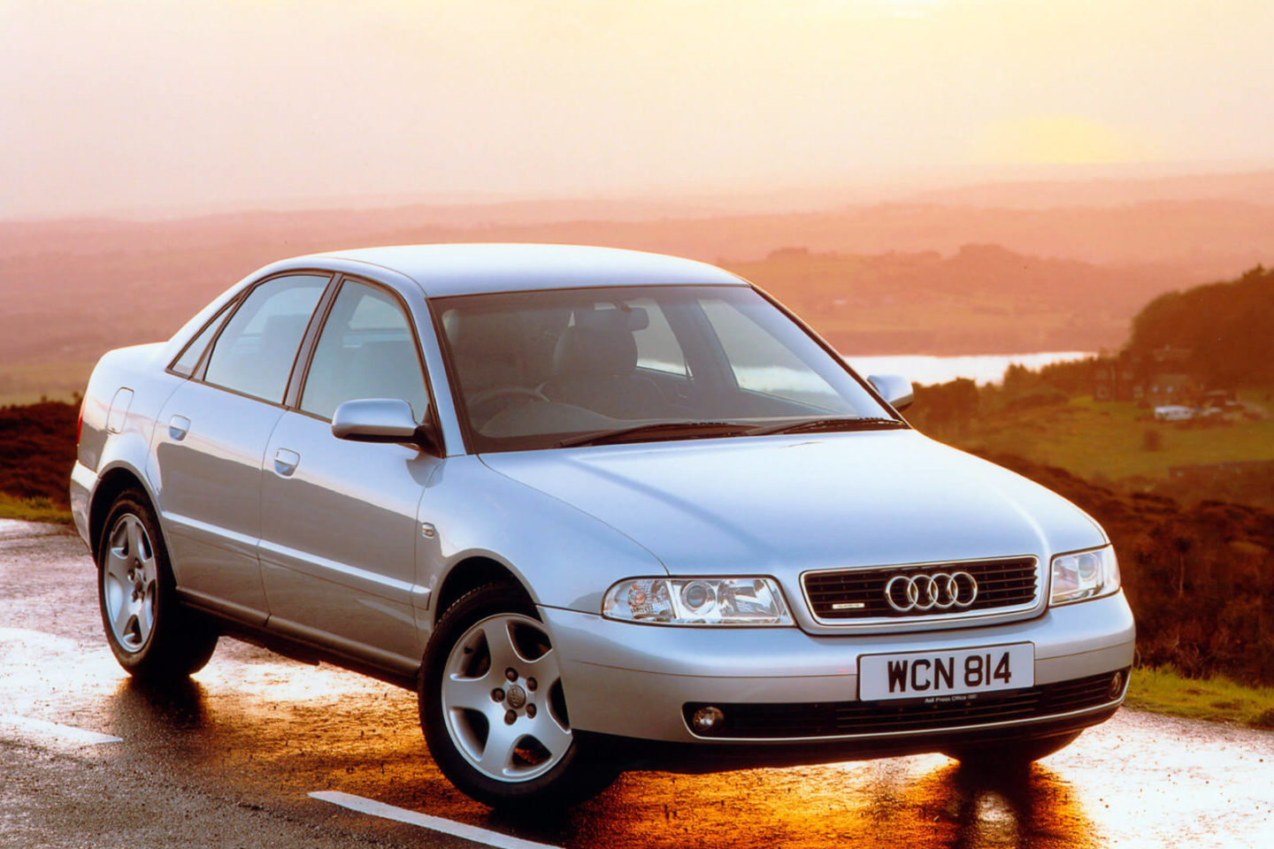 Audi A4 (B5)