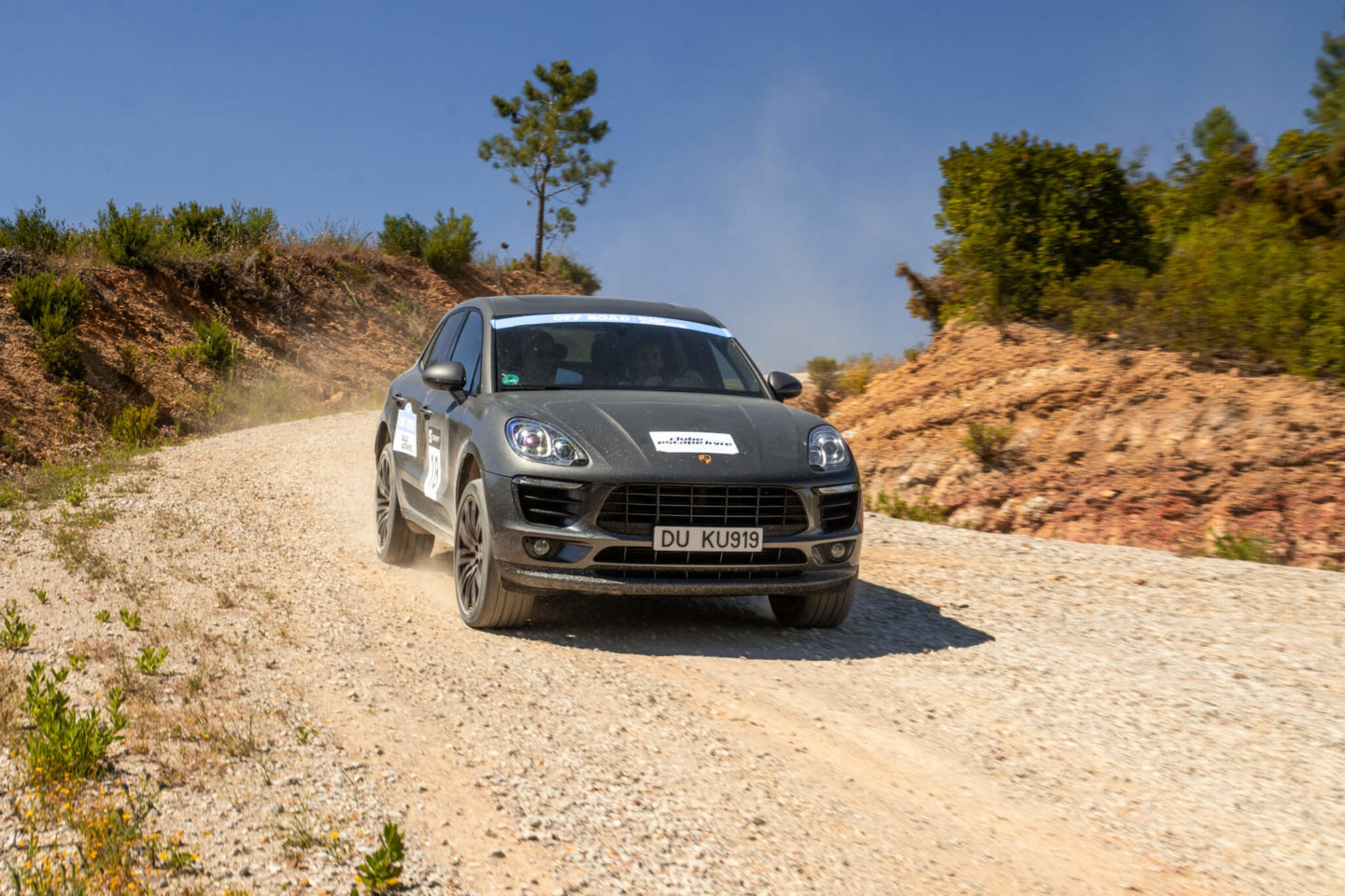 Off Road Razão Automóvel 2019