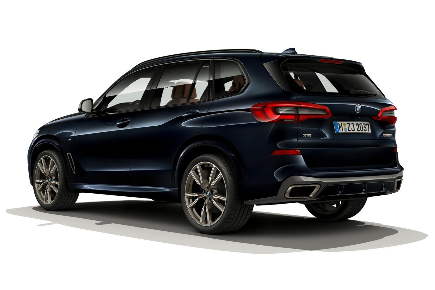 BMW X5 M50i