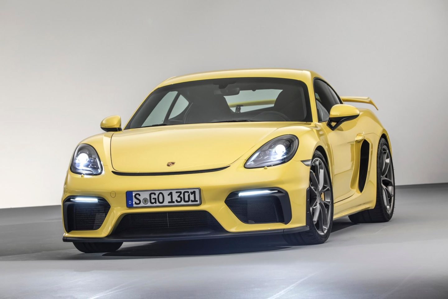 Porsche 718 Cayman GT4