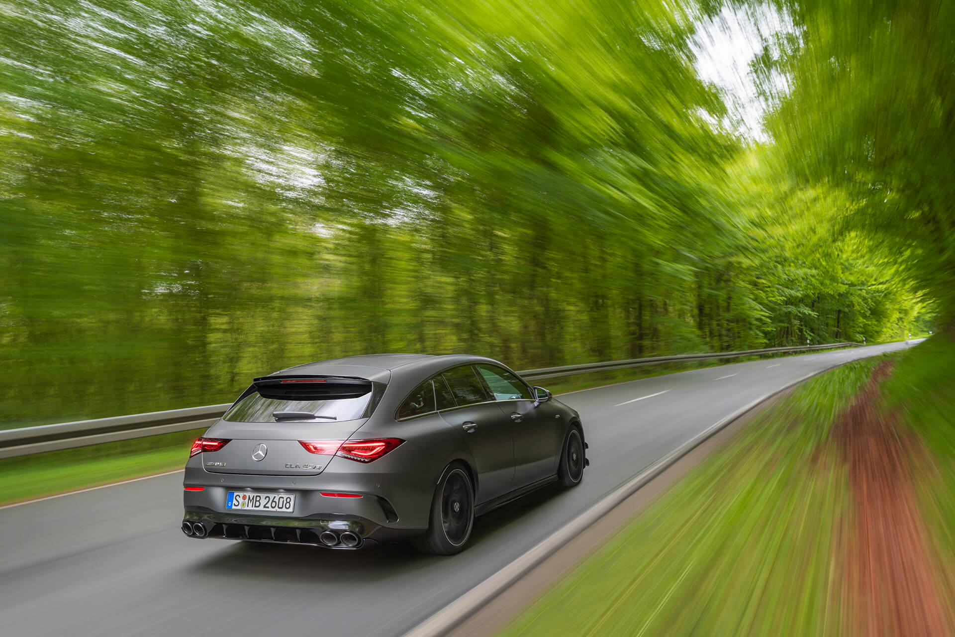 Mercedes-AMG CLA 45 S 4MATIC+ Shooting Brake