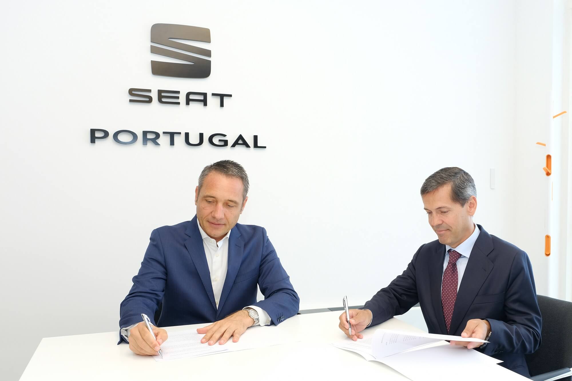 Protocolo de parceria SEAT e Dourogás