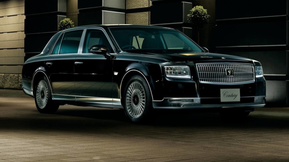 Arranque a Frio. Conhece o luxo e… extravagância à japonesa do Toyota  Century