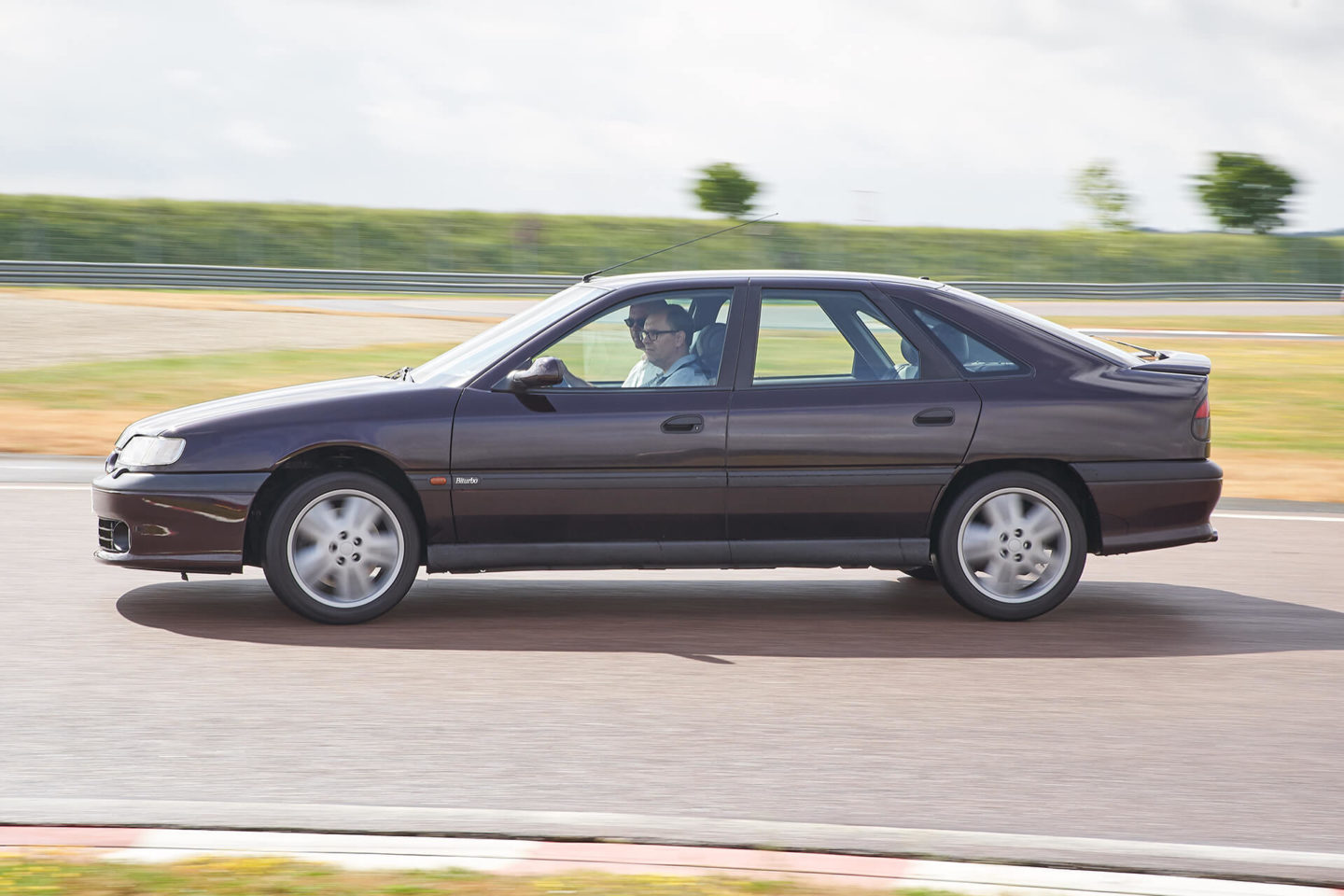 Renault Safrane Biturbo