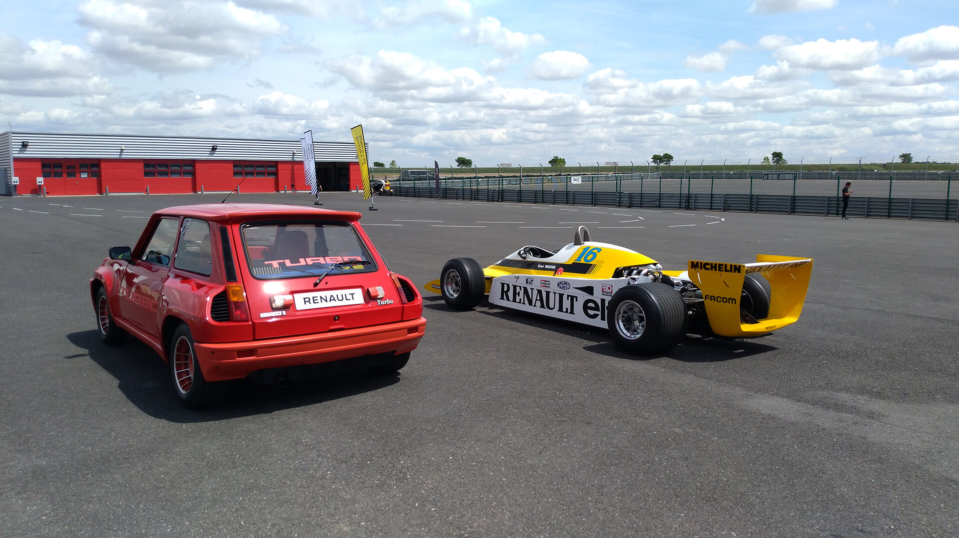 Renault RS10 e Renault 5 Turbo