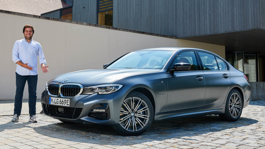 BMW 330e