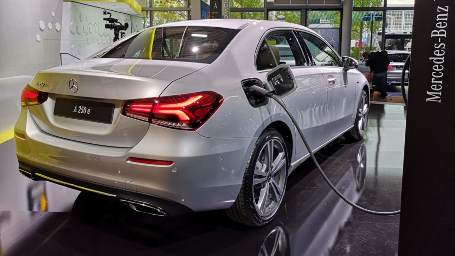 Mercedes-Benz A 250 e Sedan, Frankfurt 2019