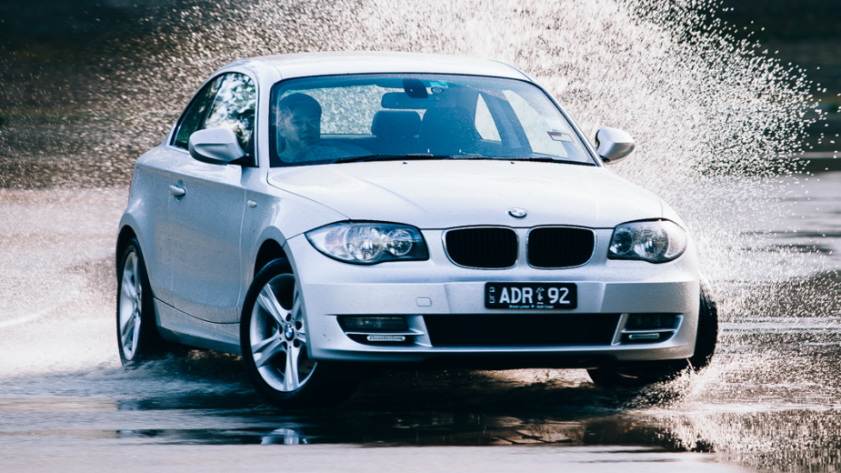 BMW Série 1 Coupé à chuva