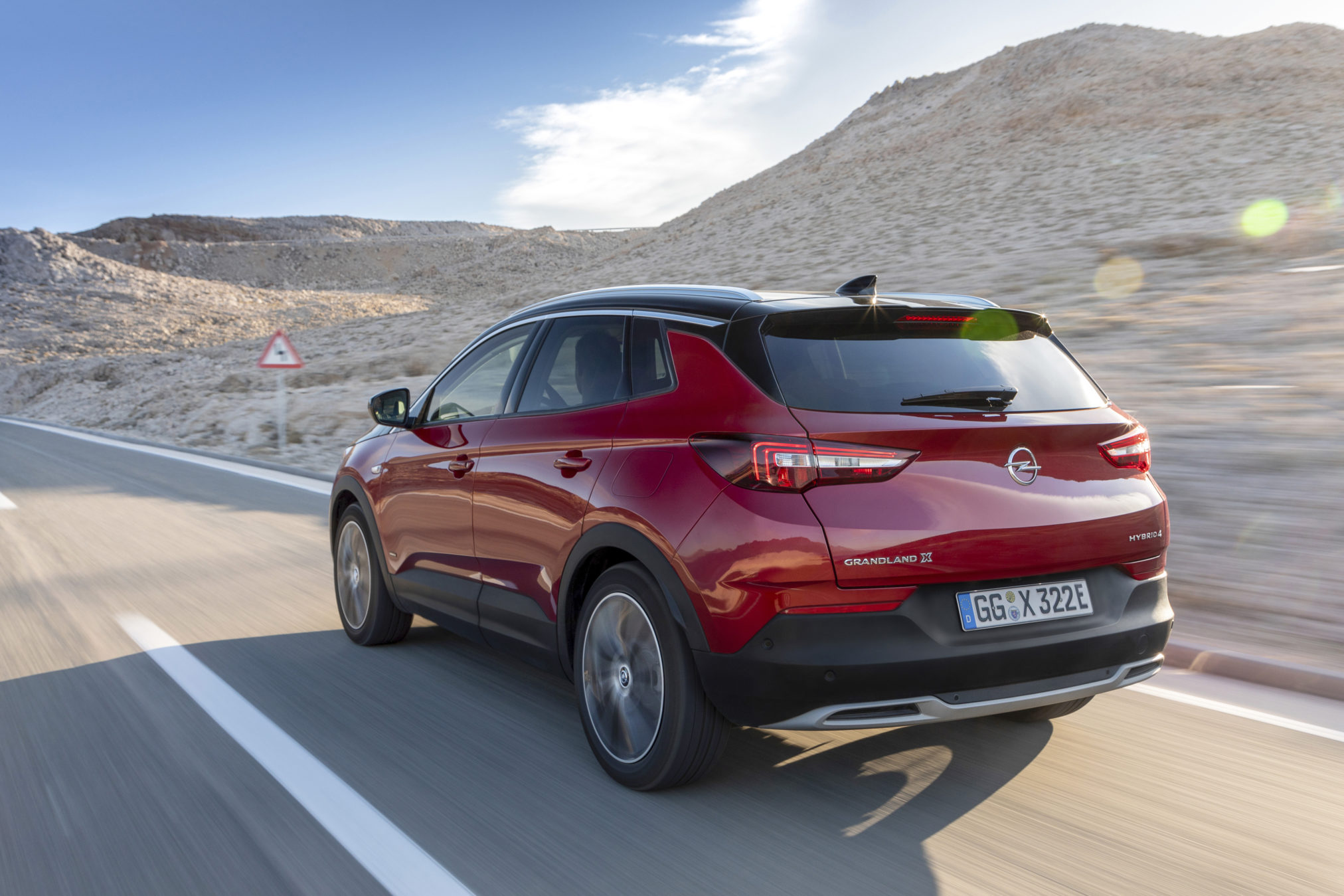 Opel Grandland X Hybrid4