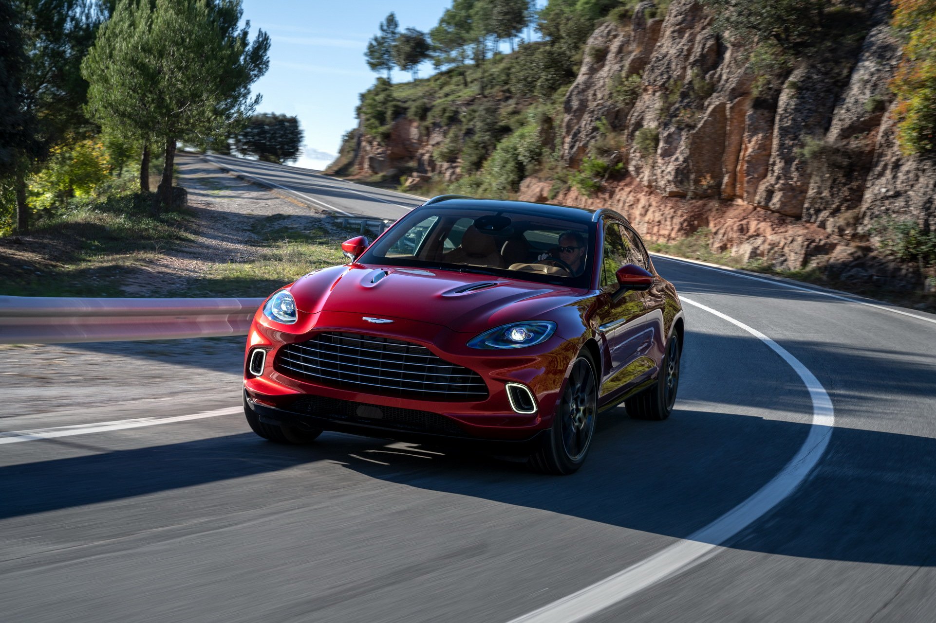 Aston Martin DBX 2020