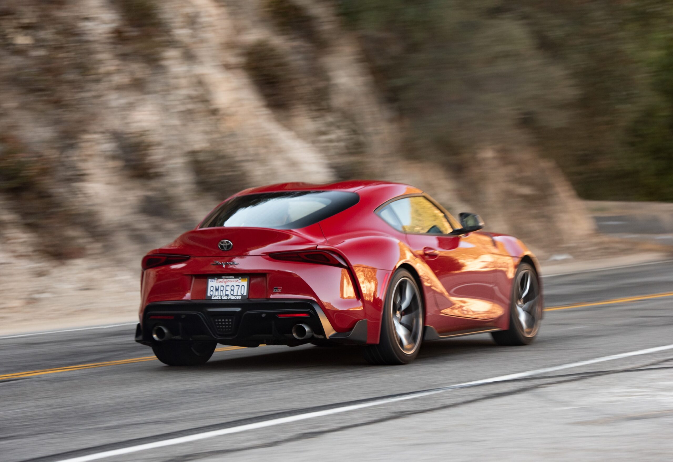 Toyota GR Supra BMW Z4 M40i 