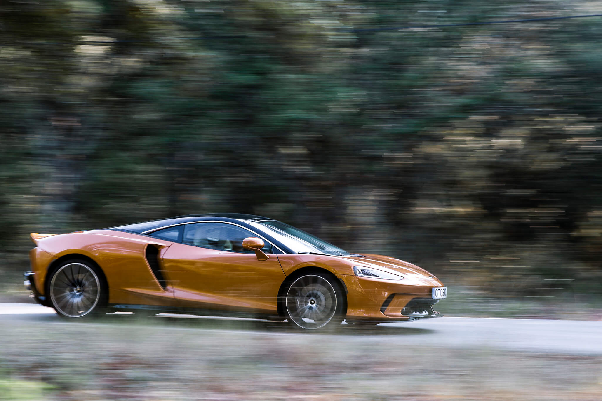 McLaren GT