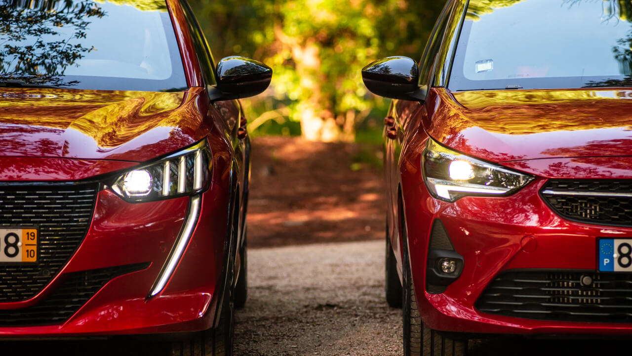 Peugeot 208 e Opel Corsa