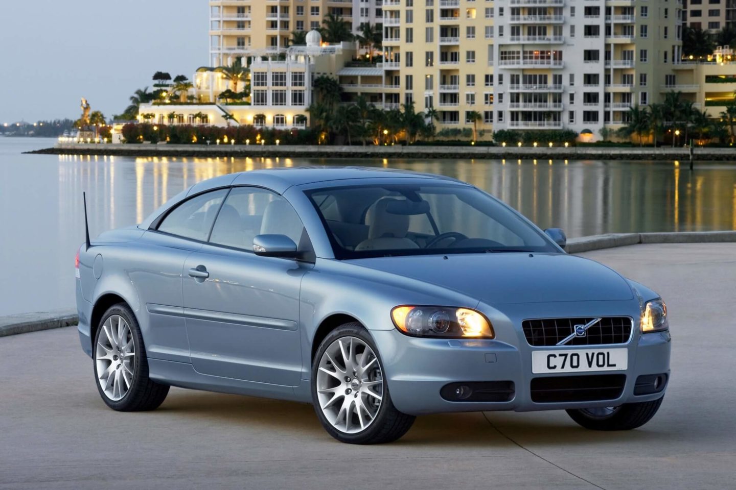 Volvo C70