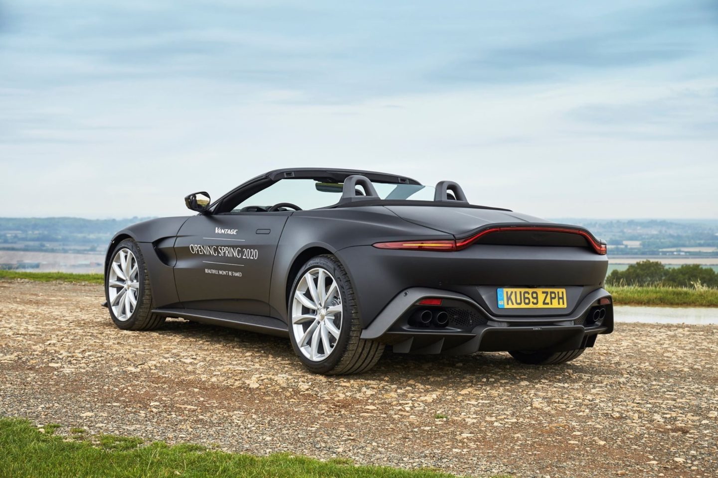 Aston Martin Vantage Roadster