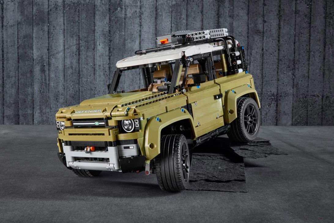 Lego Land Rover Defender