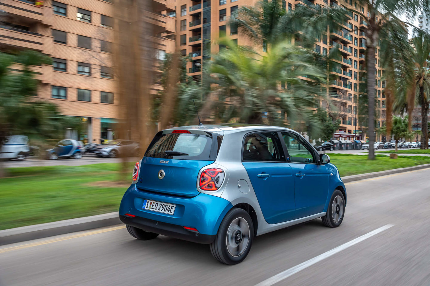 smart EQ forfour