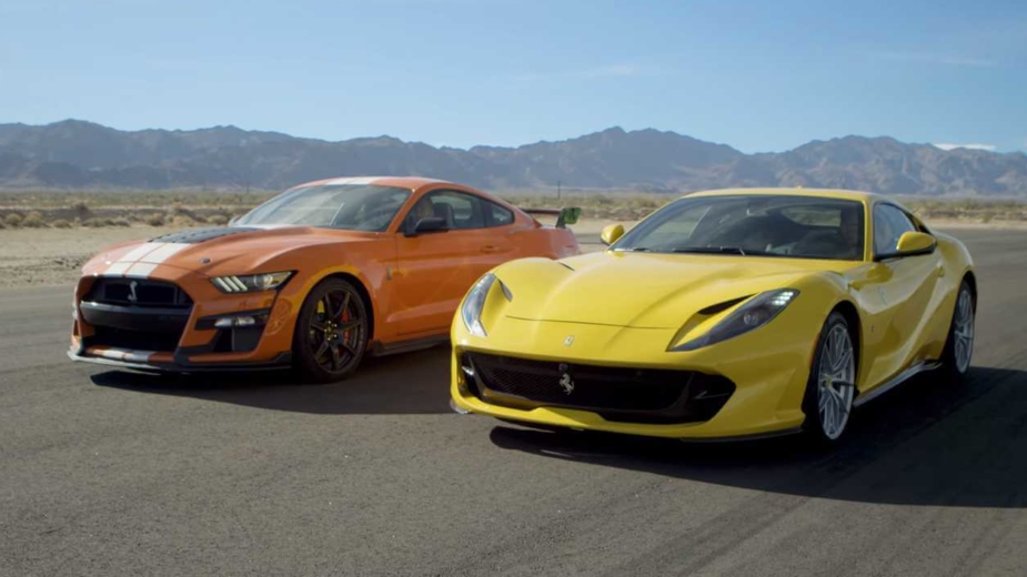 Ford Mustang vs Ferrari 812 Superfast