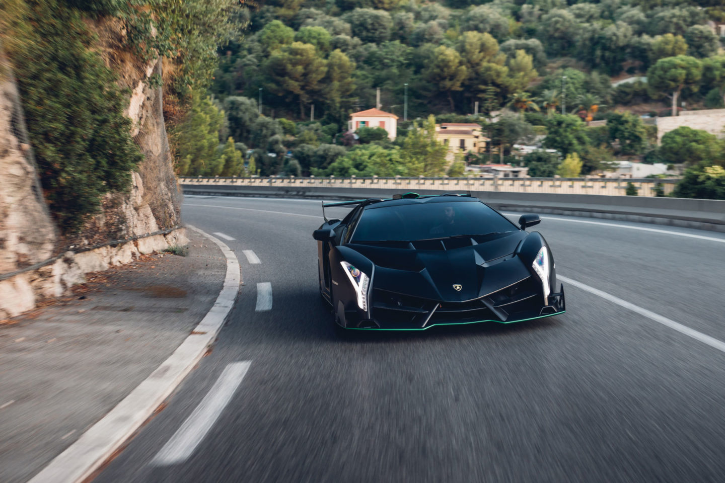 Lamborghini Veneno Roadster