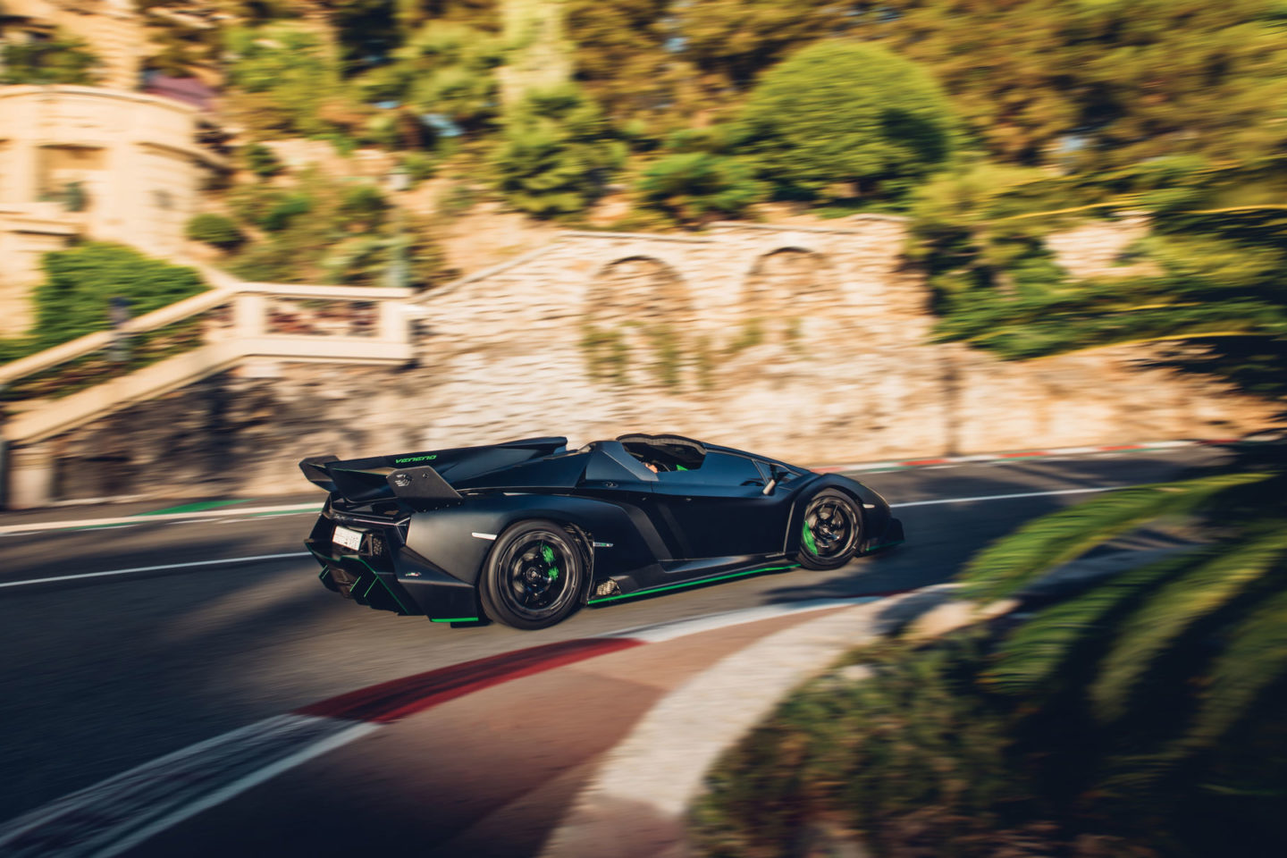 Lamborghini Veneno Roadster