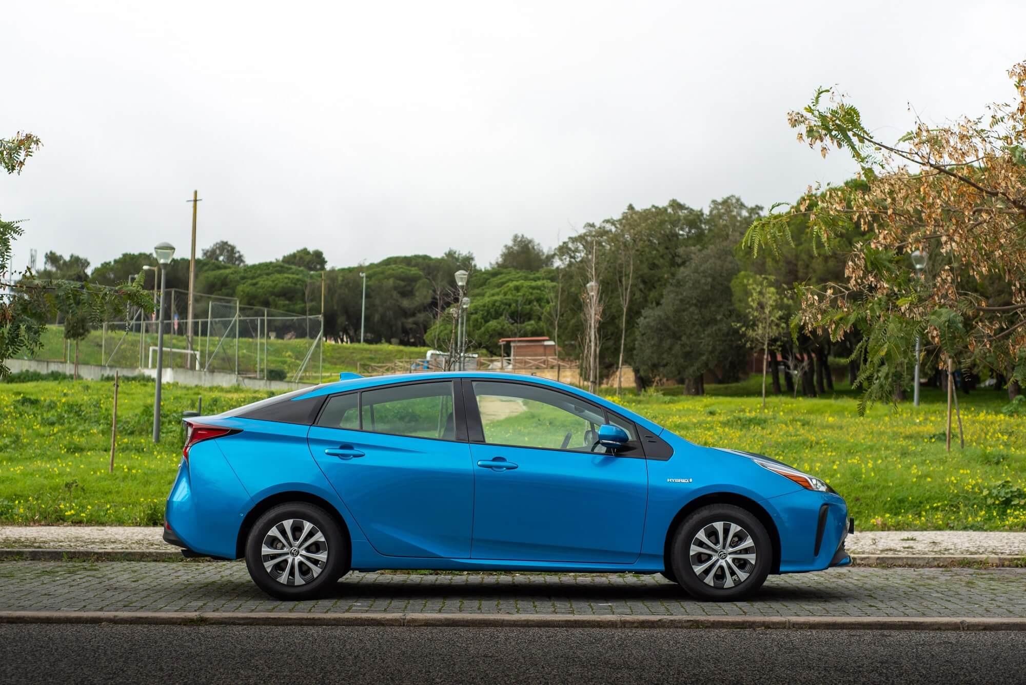 Toyota Prius AWD-i