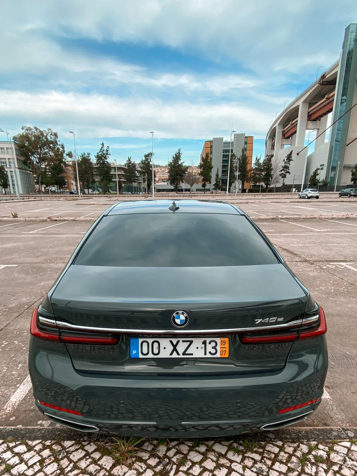 BMW 745e iPerfomance