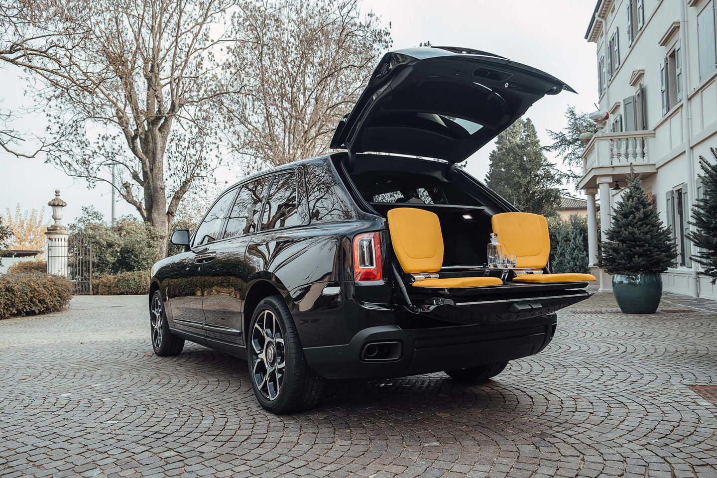 Rolls-Royce Cullinan Black Badge