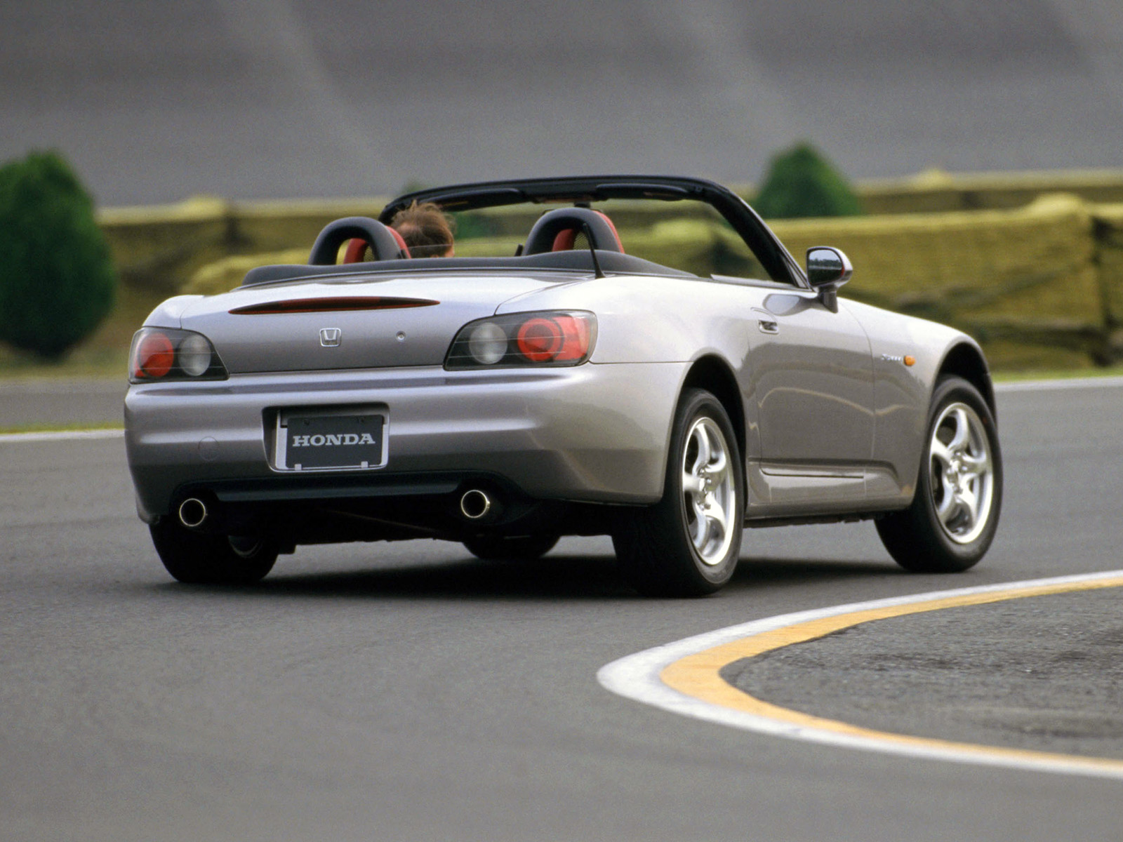 Honda S2000