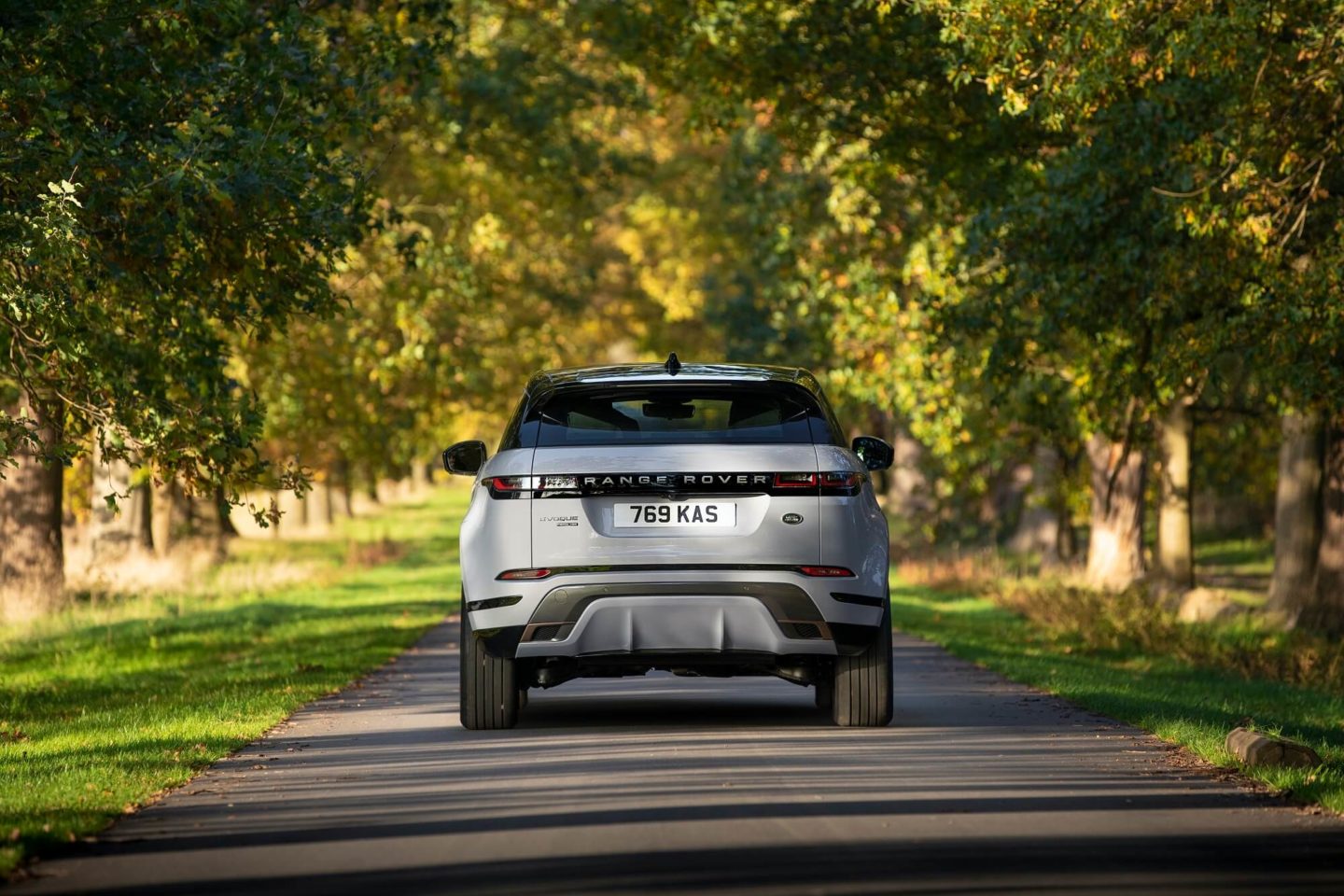 Range Rover Evoque P300e