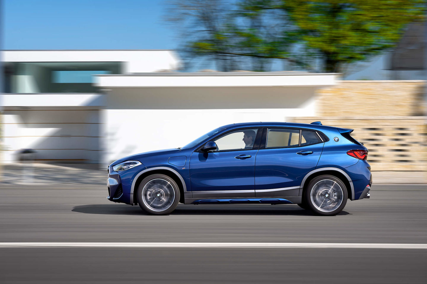 BMW X2 xDrive25e