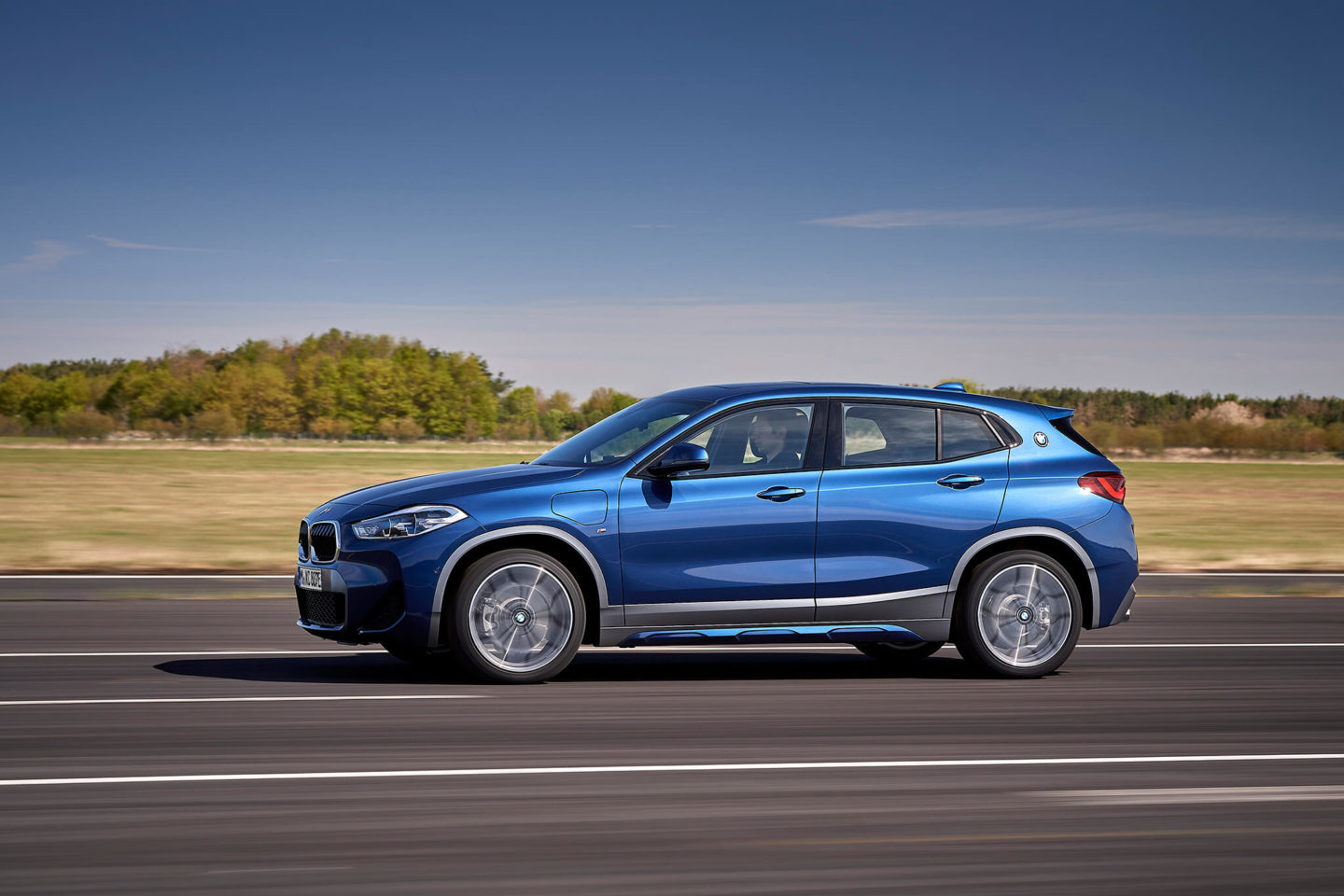 BMW X2 xDrive25e