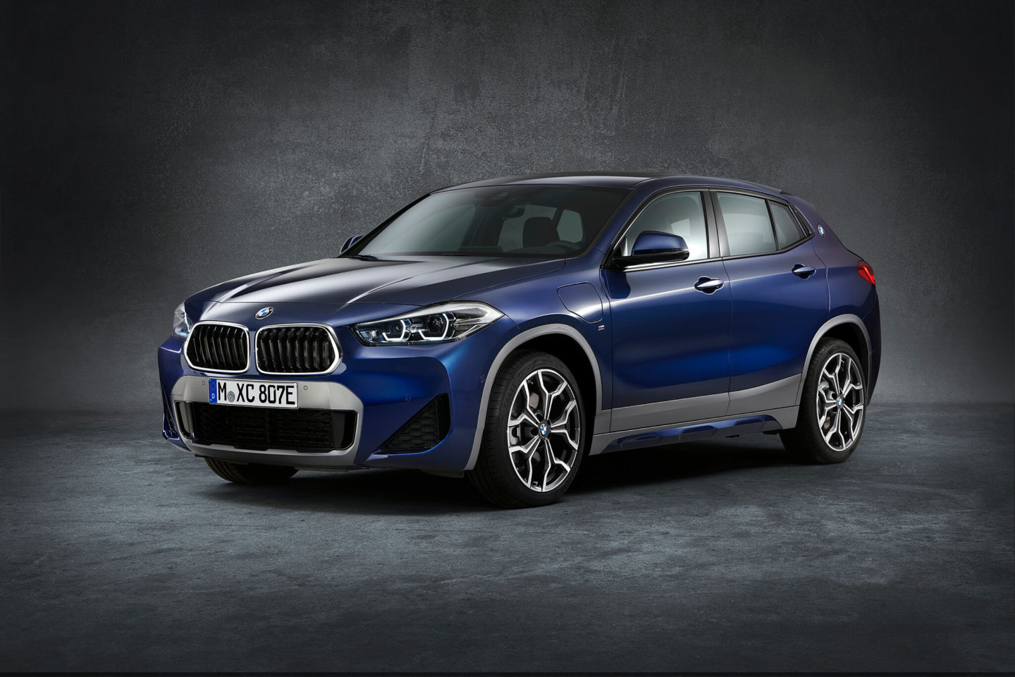 BMW X2 xDrive25e