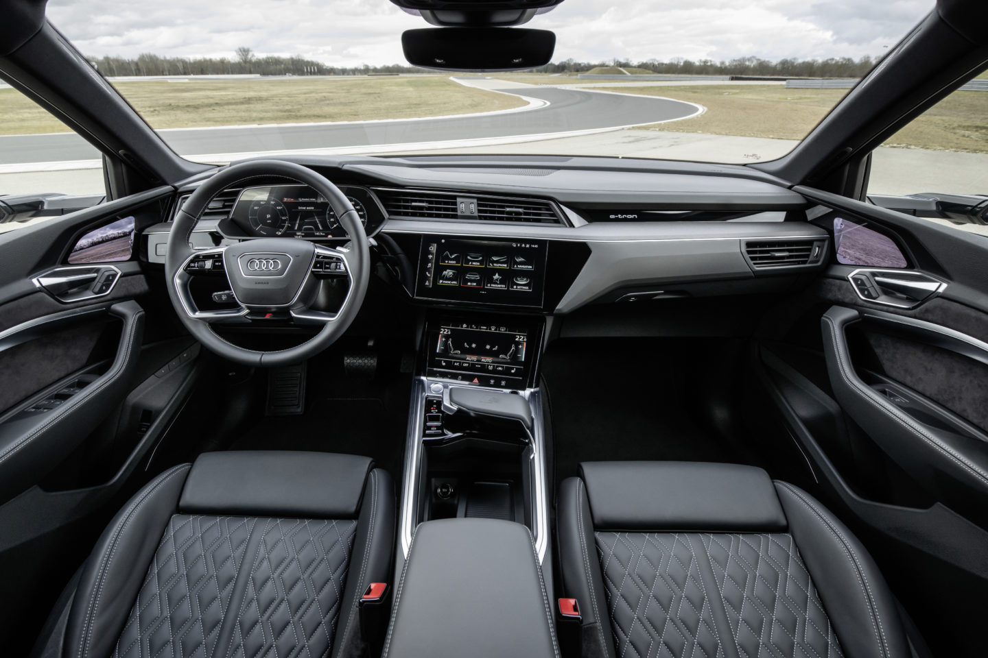 Interior do Audi e-tron Sportback