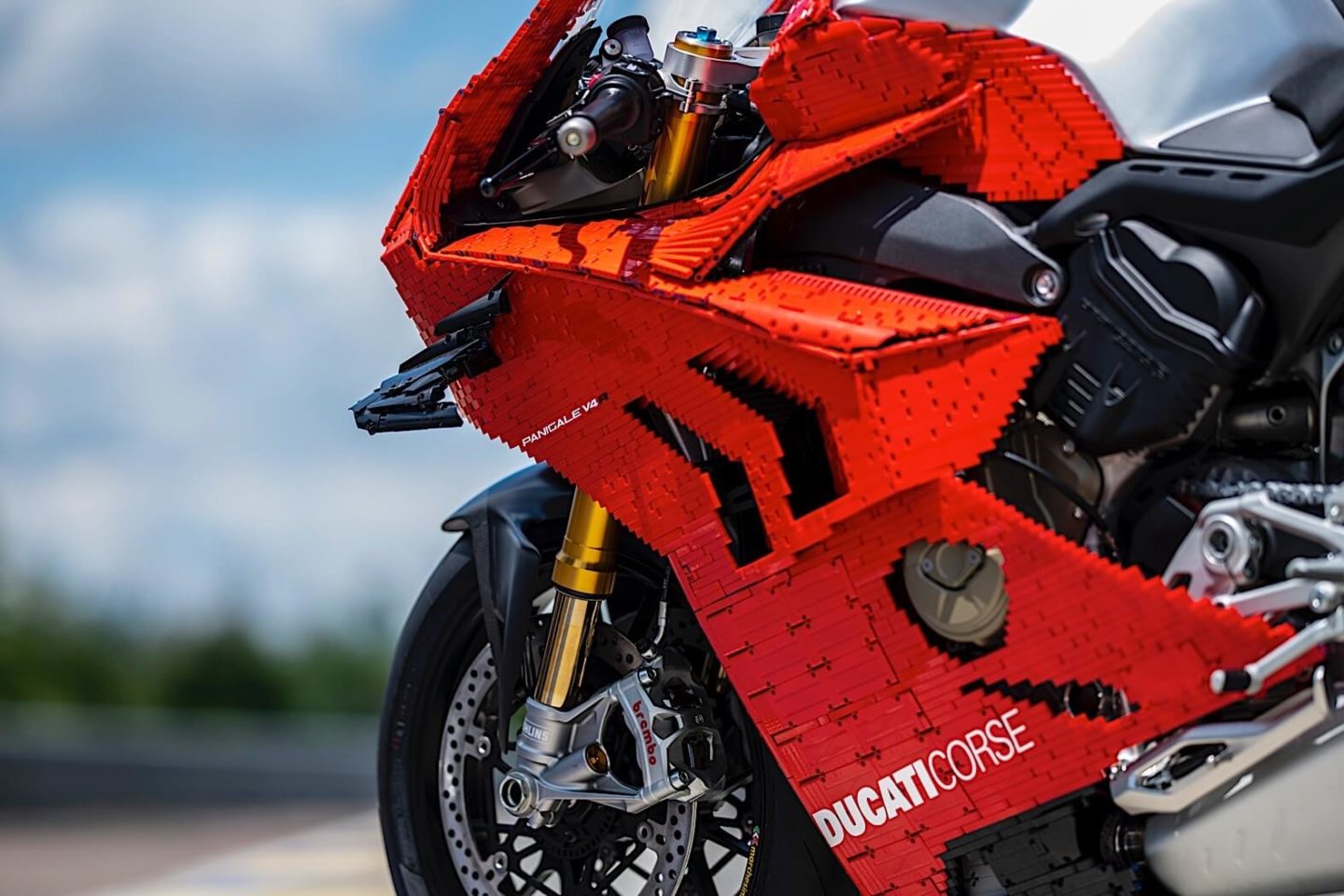 Ducati Panigale V4 R