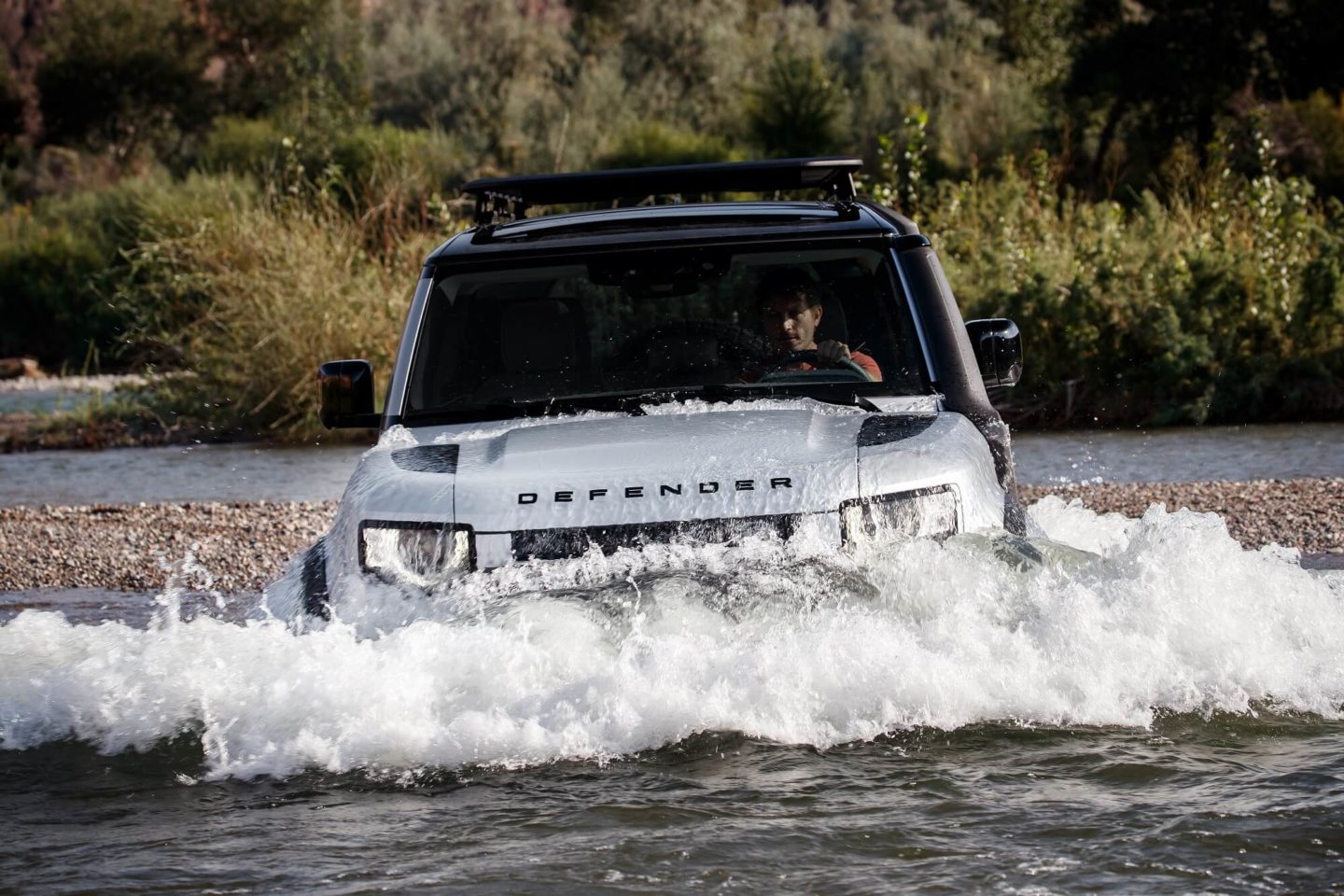 Land Rover Defender 110