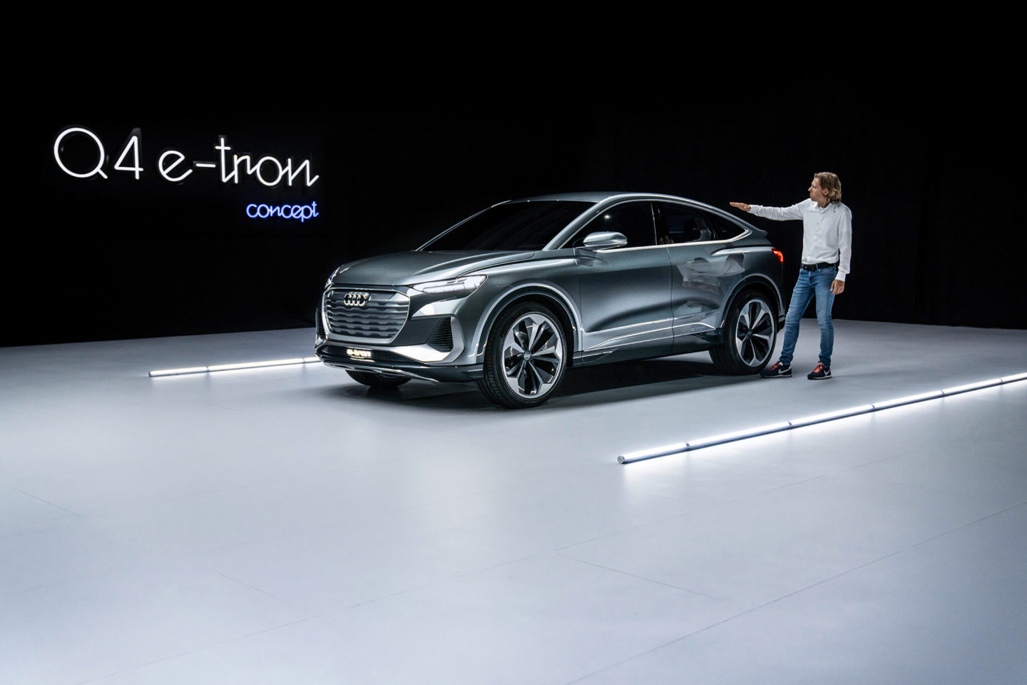 Audi Q4 Sportback e-tron concept