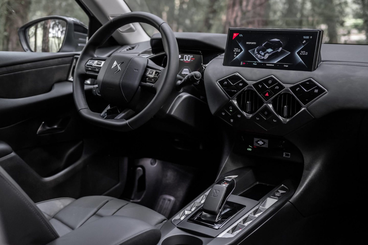 Interior do DS 3 Crossback E-Tense