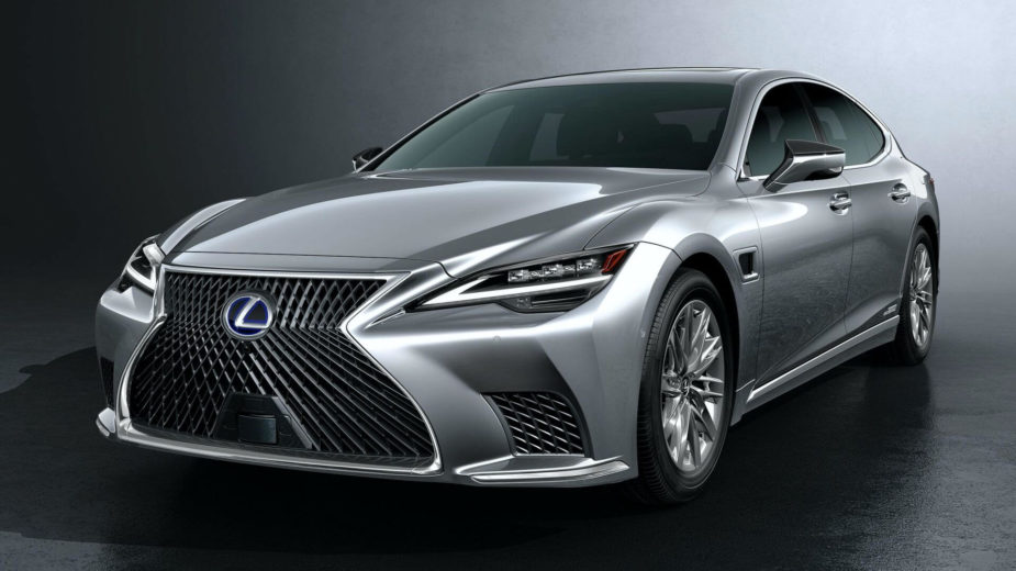 Lexus LS