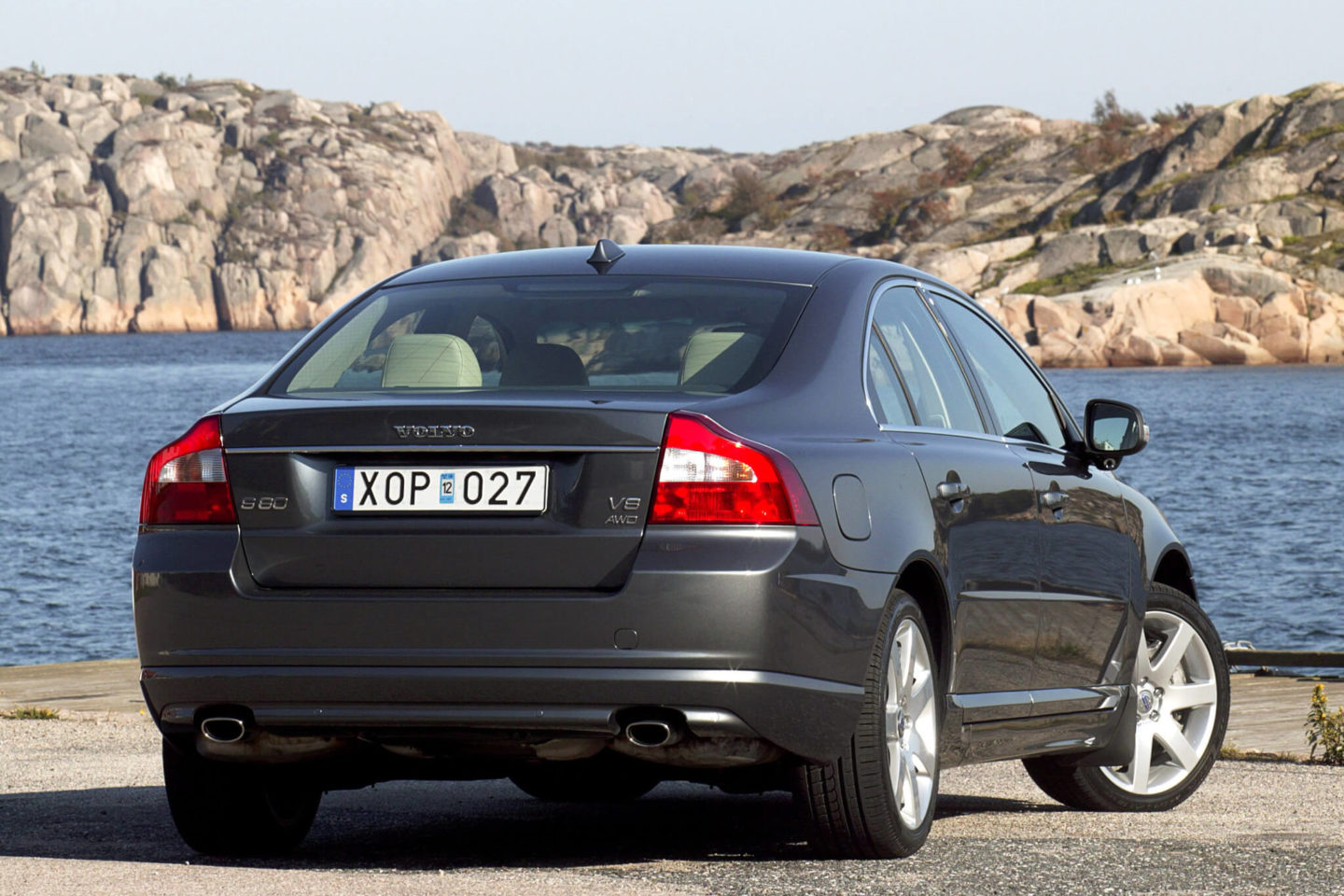 Volvo S80 V8