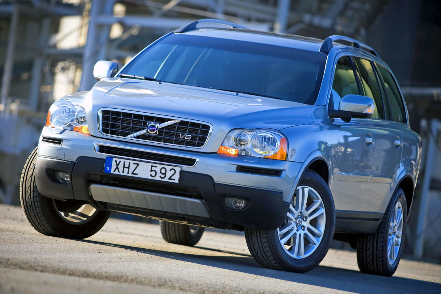 Volvo XC90 V8