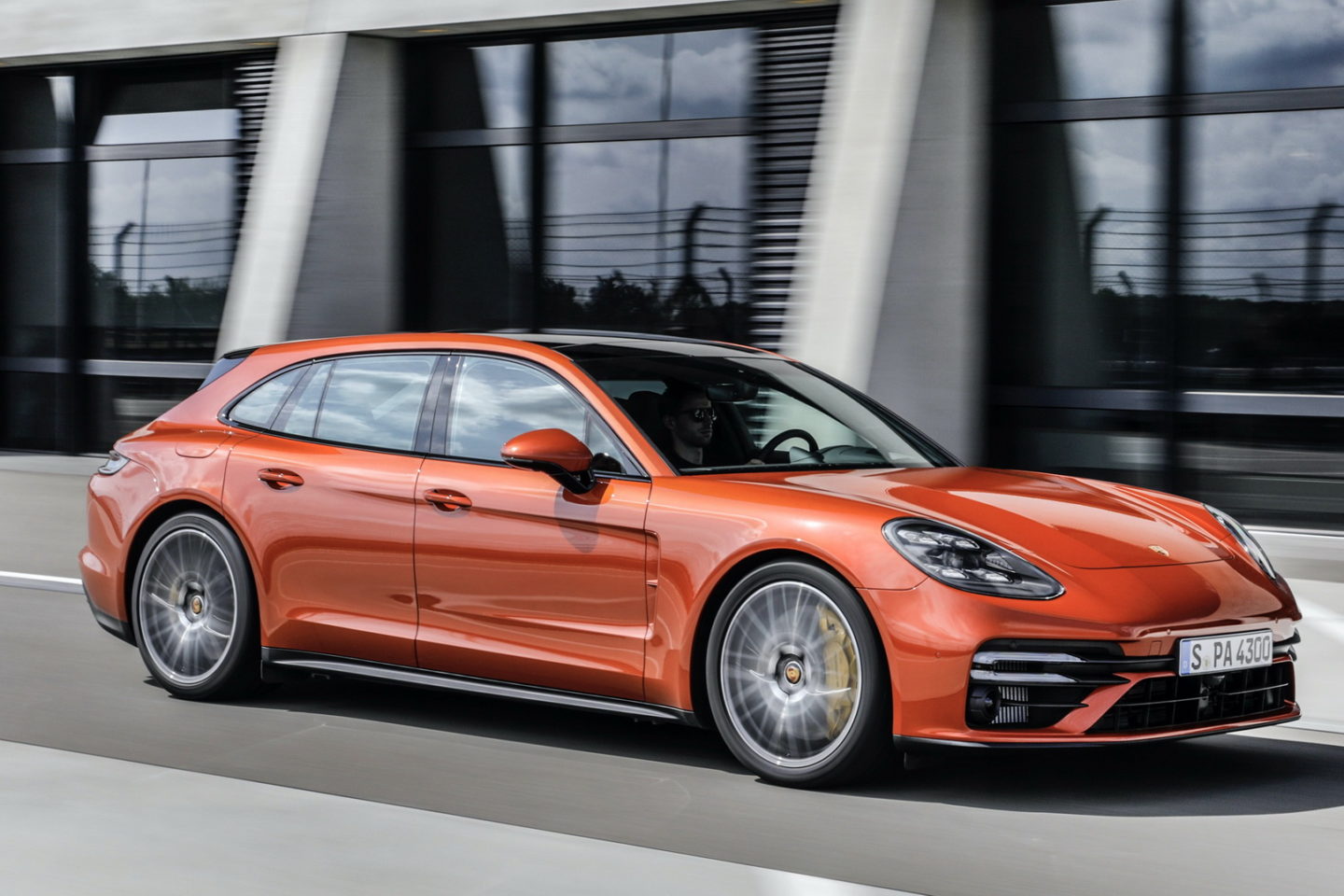 Porsche Panamera Turbo S Sport Turismo 2021