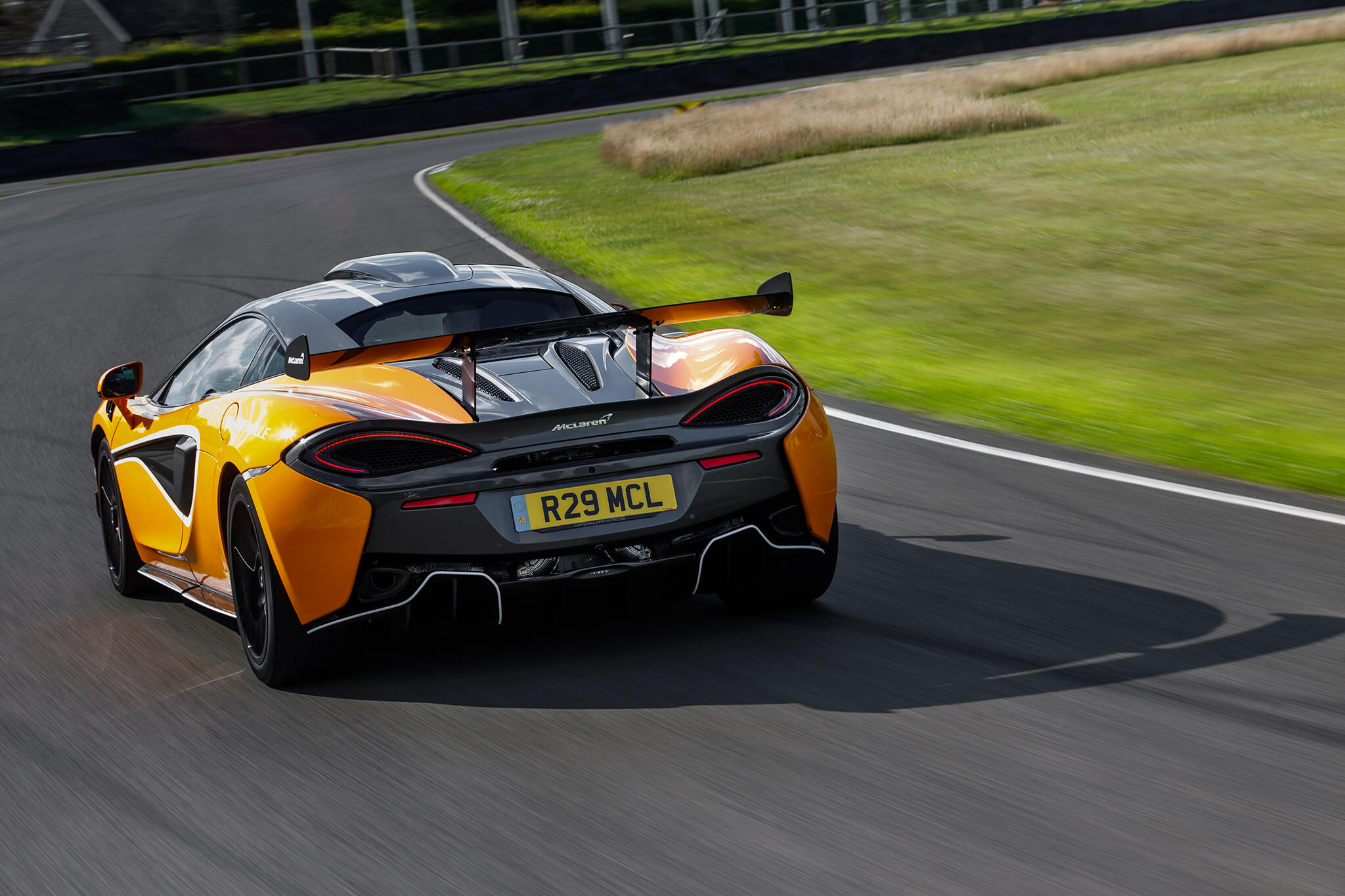 McLaren 620R