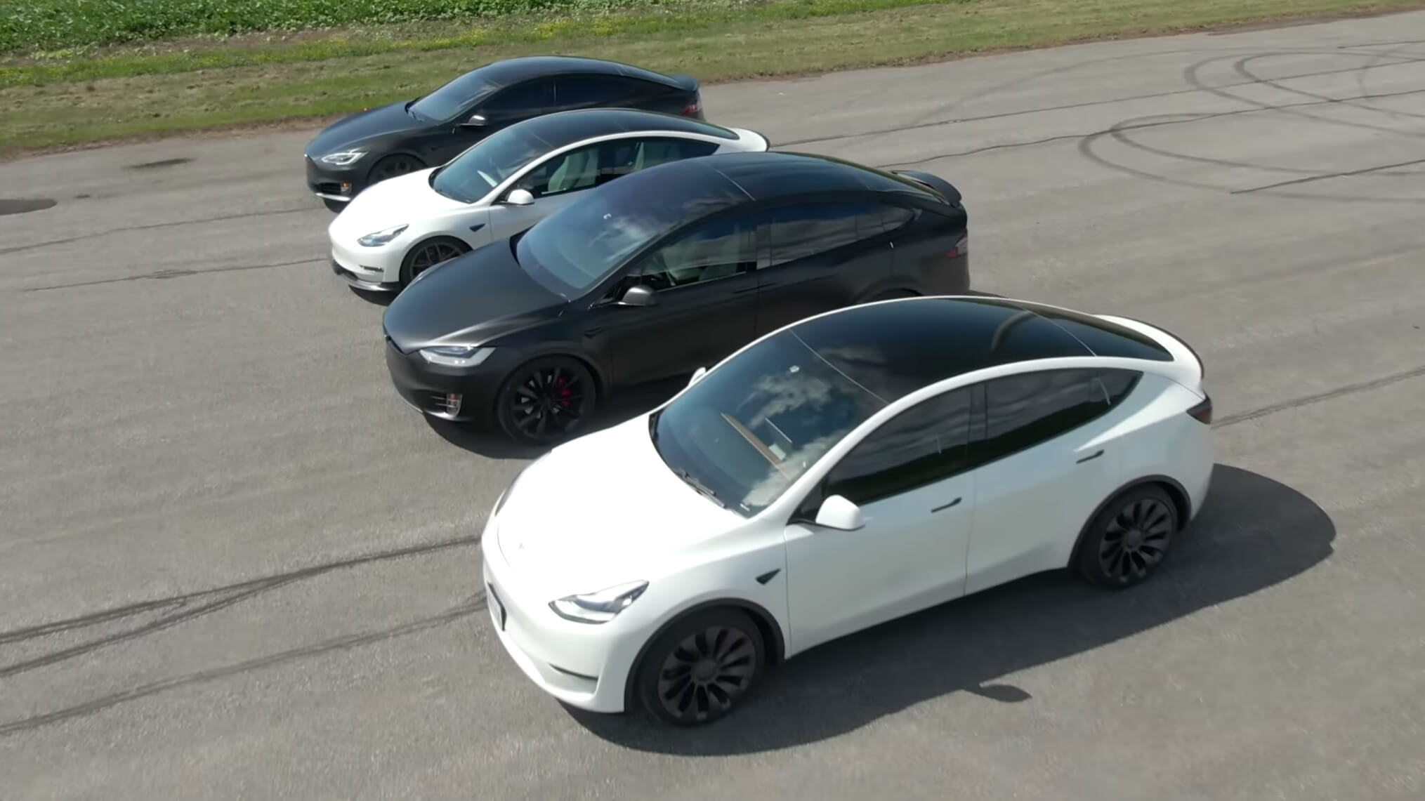 Tesla drag race S3XY